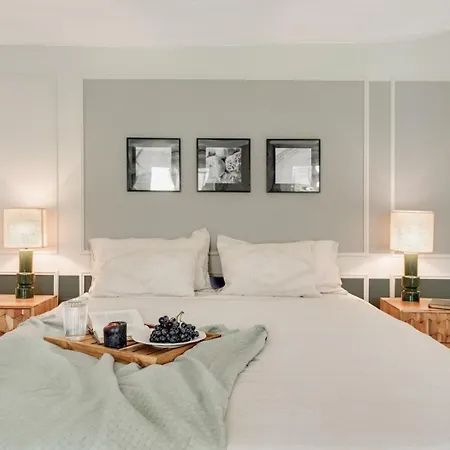 Salina - A Saint-germain-des-pres パリ